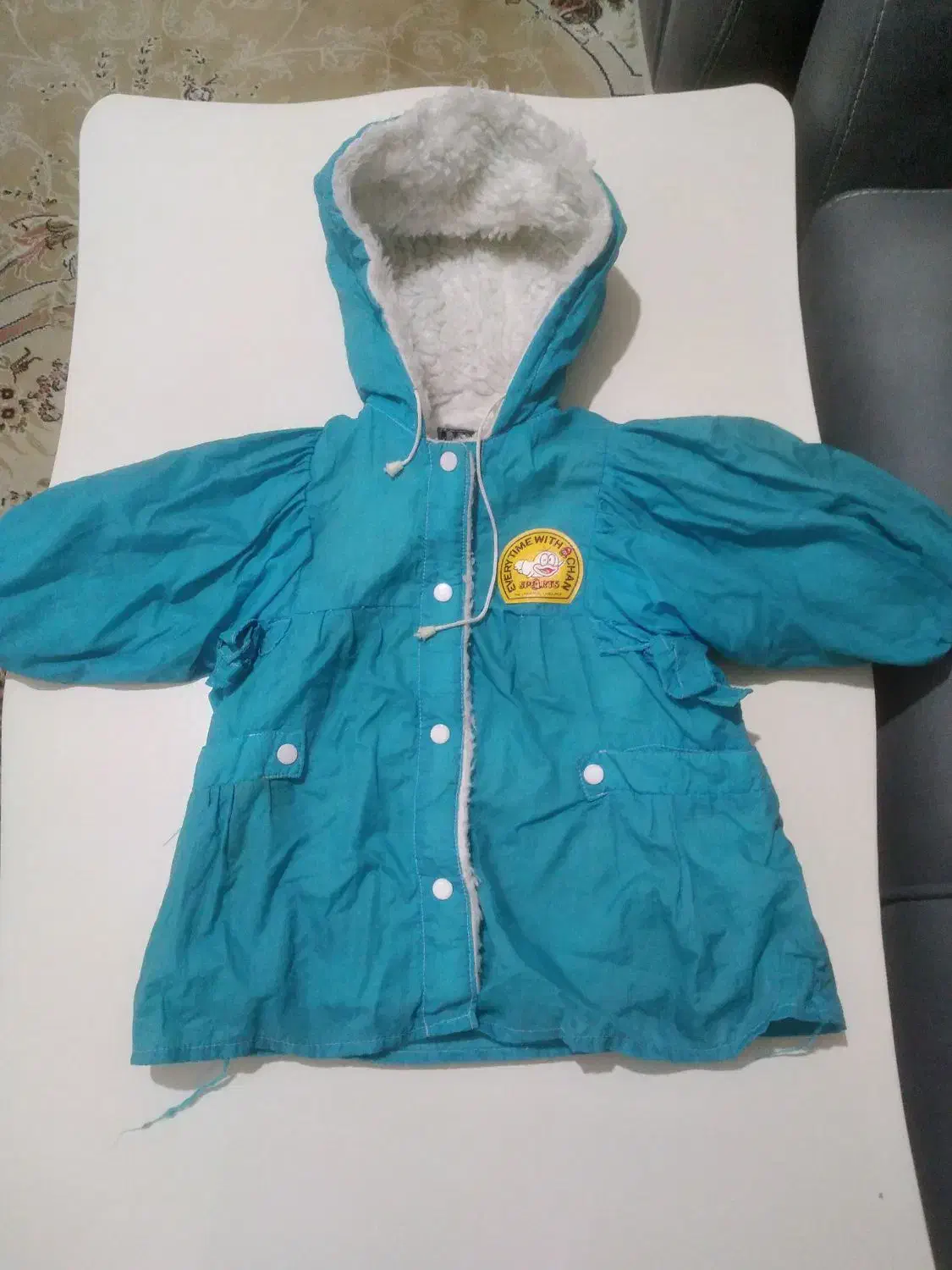 بارونی و کت کلاه دار و دو تا یکسره دست بافت نو|کفش و لباس بچه|بندر انزلی, معلم|دیوار