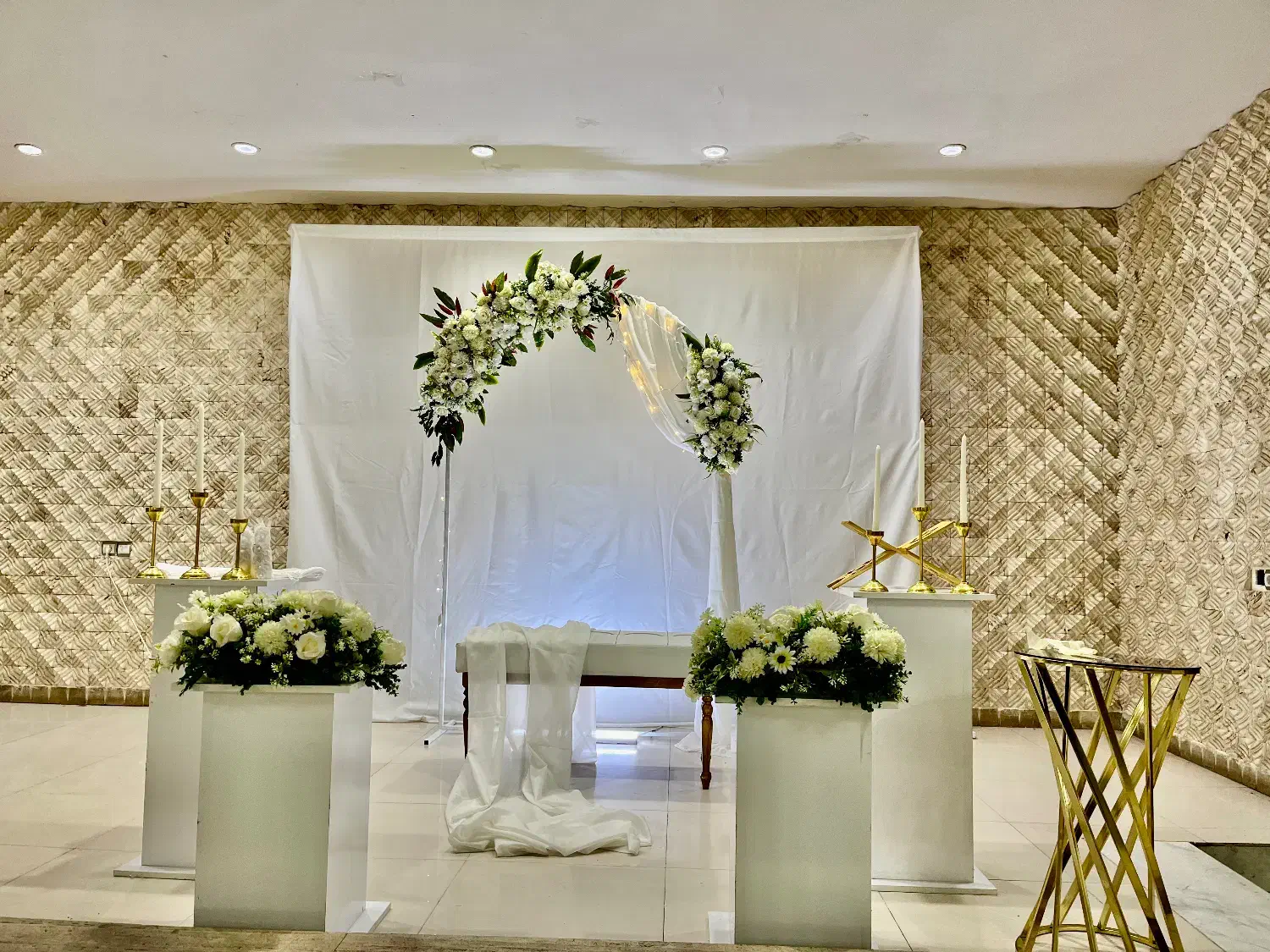 جایگاه عروس و لباس عروس|خدمات پذیرایی، مراسم|بیرجند, |دیوار