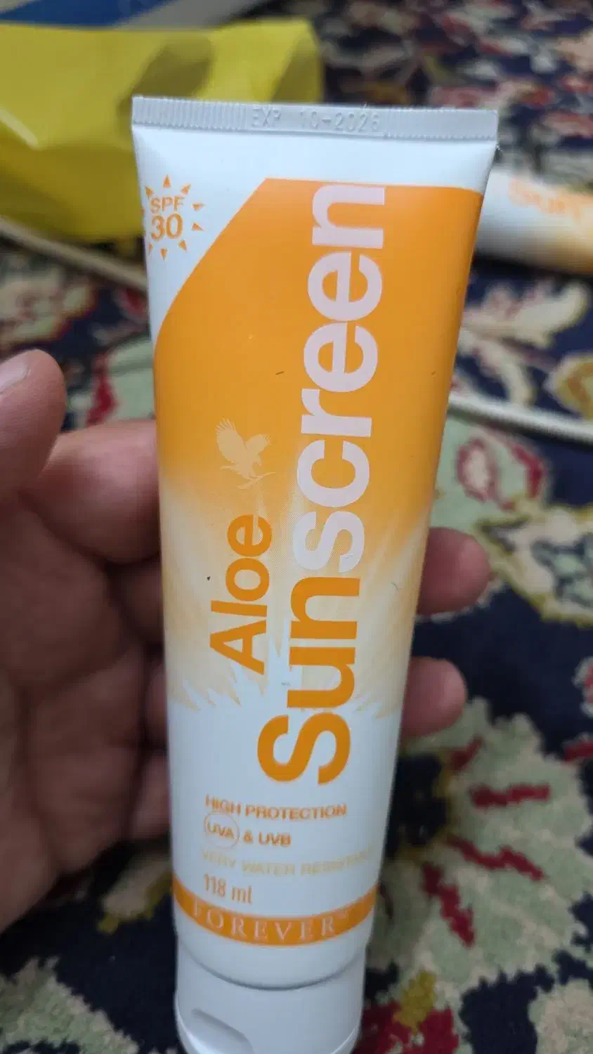 ضد آفتاب|آرایشی، بهداشتی، درمانی|شیراز, باغ تخت|دیوار