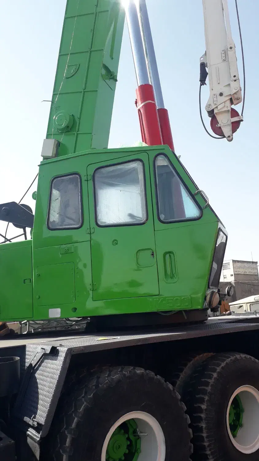 نقاش جرثقیل|خدمات پیشه و مهارت|بندر انزلی, گمرک|دیوار