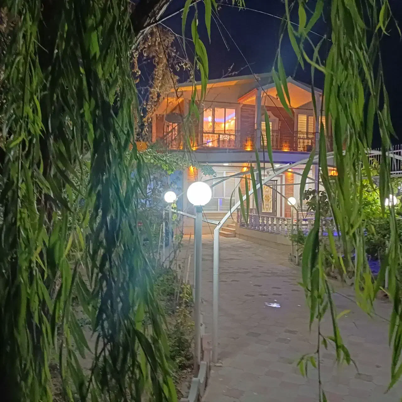 اجاره ویلا استخر دار لوکس|اجارهٔ کوتاه‌مدت ویلا و باغ|تبریز, |دیوار