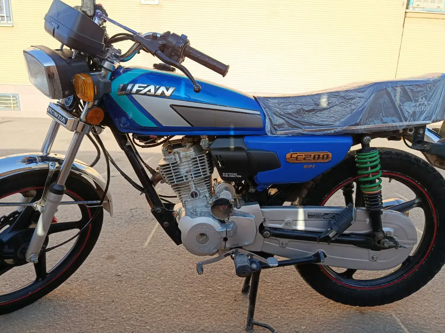 هوندا 200cc کاربرات مدل 1402 زرند|موتورسیکلت|کرمان, |دیوار