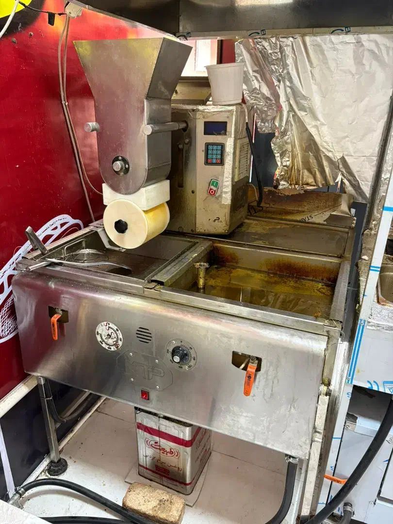 فلافل زن و فر پیتزا|کافیشاپ و رستوران|رباطکریم, شترخوار|دیوار