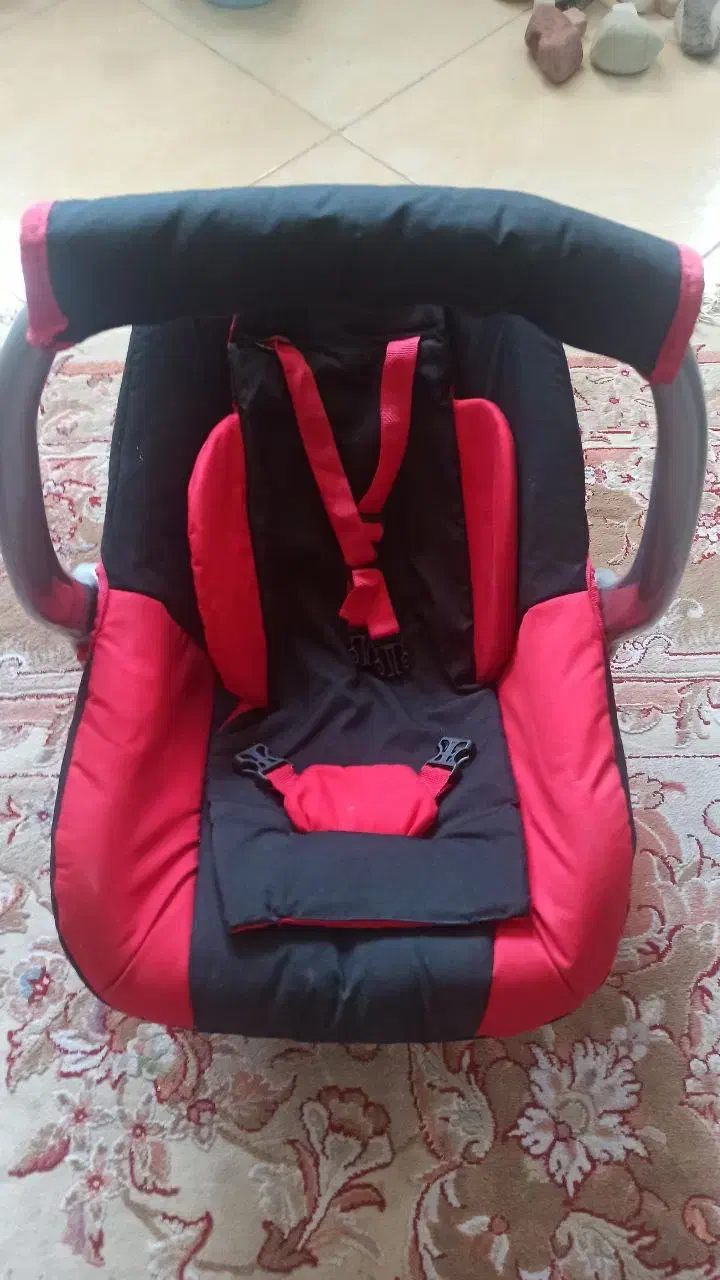 یک عدد کریر نوزاد|تخت و صندلی بچه|کرمان, |دیوار