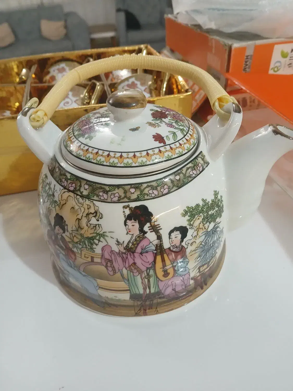 وسایل خانه|ظروف سرو و پذیرایی|تبریز, |دیوار