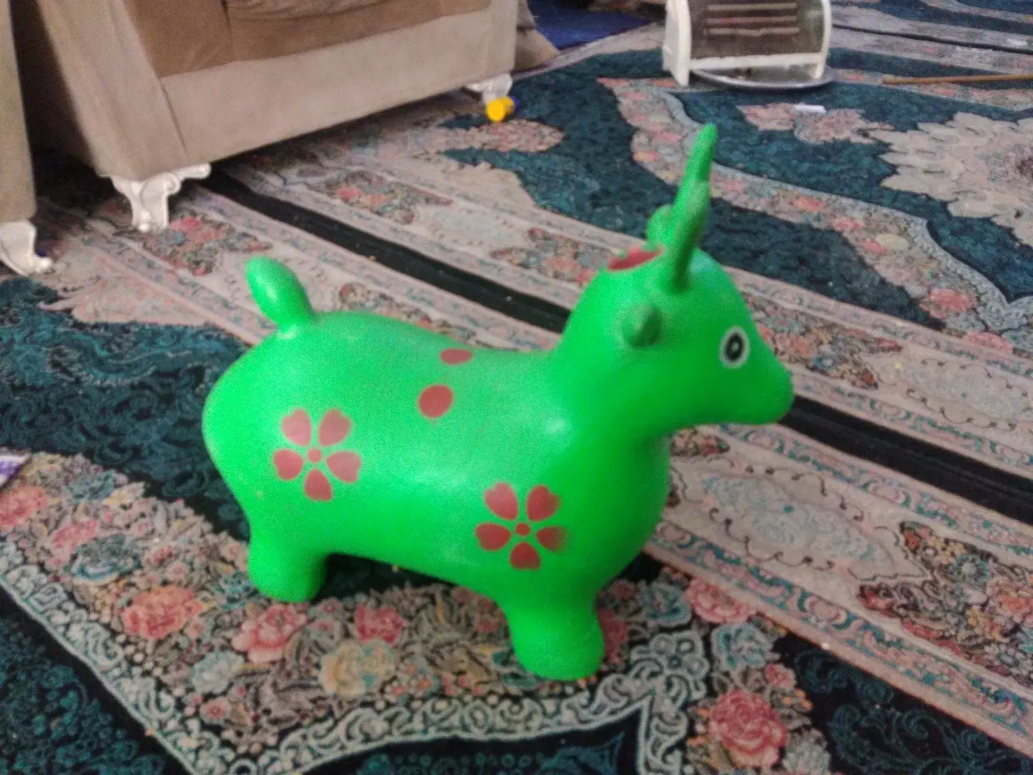 گوزن بادی. اسباب بازی بادی|اسباب‌بازی بچه|شیراز, سلطان آباد|دیوار