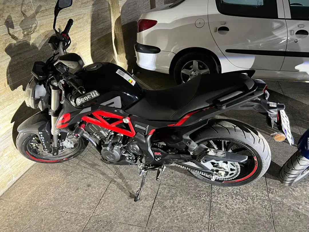 موتور بنلی ۳۰۰ مدل ۴۰۱ خشک صفر کیلومتر|موتورسیکلت|شیراز, شهرک رضوان|دیوار