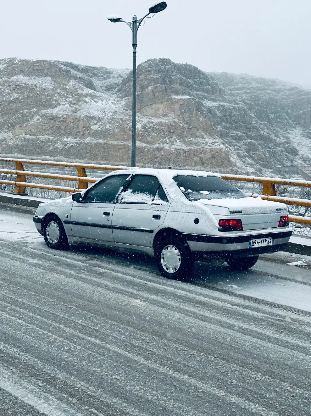 پژو۴۰۵|خودرو سواری و وانت|بجنورد, |دیوار