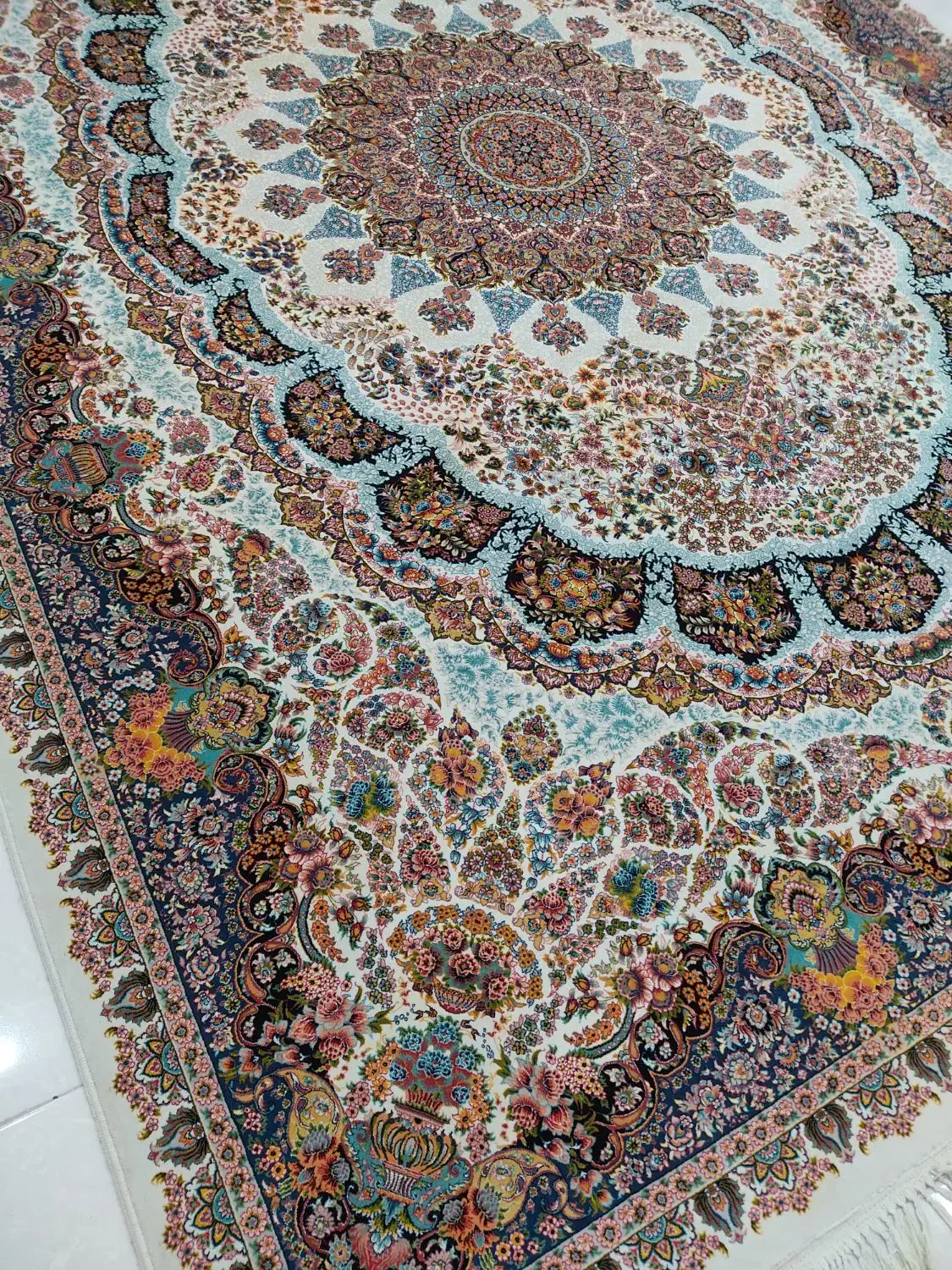 فرش 9 متری|فرش|رشت, یخسازی|دیوار