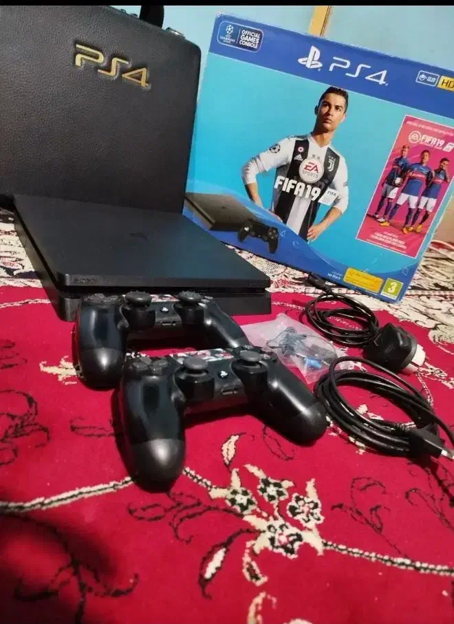 ps4 slim|کنسول، بازی ویدئویی و آنلاین|اراک, |دیوار