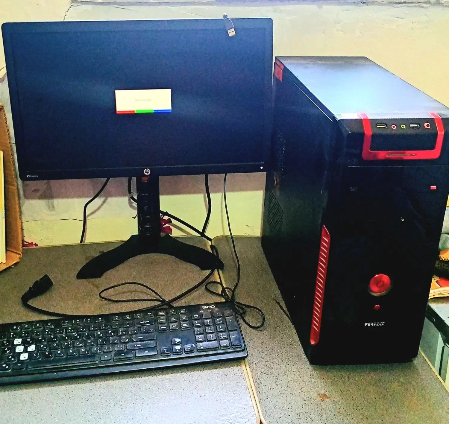 کامپیوتر خانگی (کیس رومیزی)|رایانه رومیزی|سنندج, |دیوار