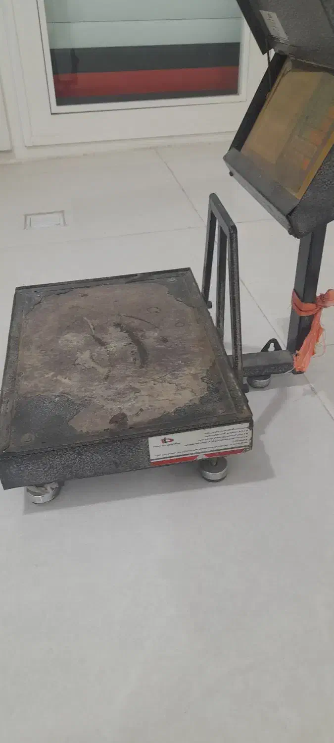 ترازو ۱۰۰ کیلویی|فروشگاه و مغازه|سلماس, |دیوار