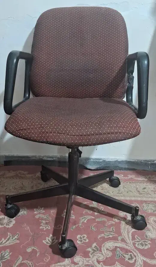 صندلی چرخدار|صندلی و نیمکت|زاهدان, |دیوار