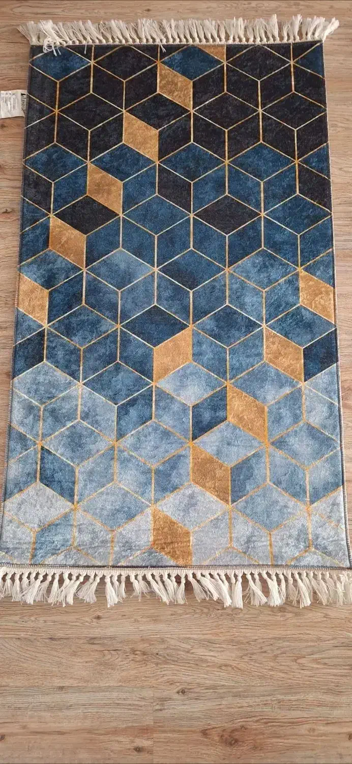 یکعدد پادری|پادری|تبریز, |دیوار