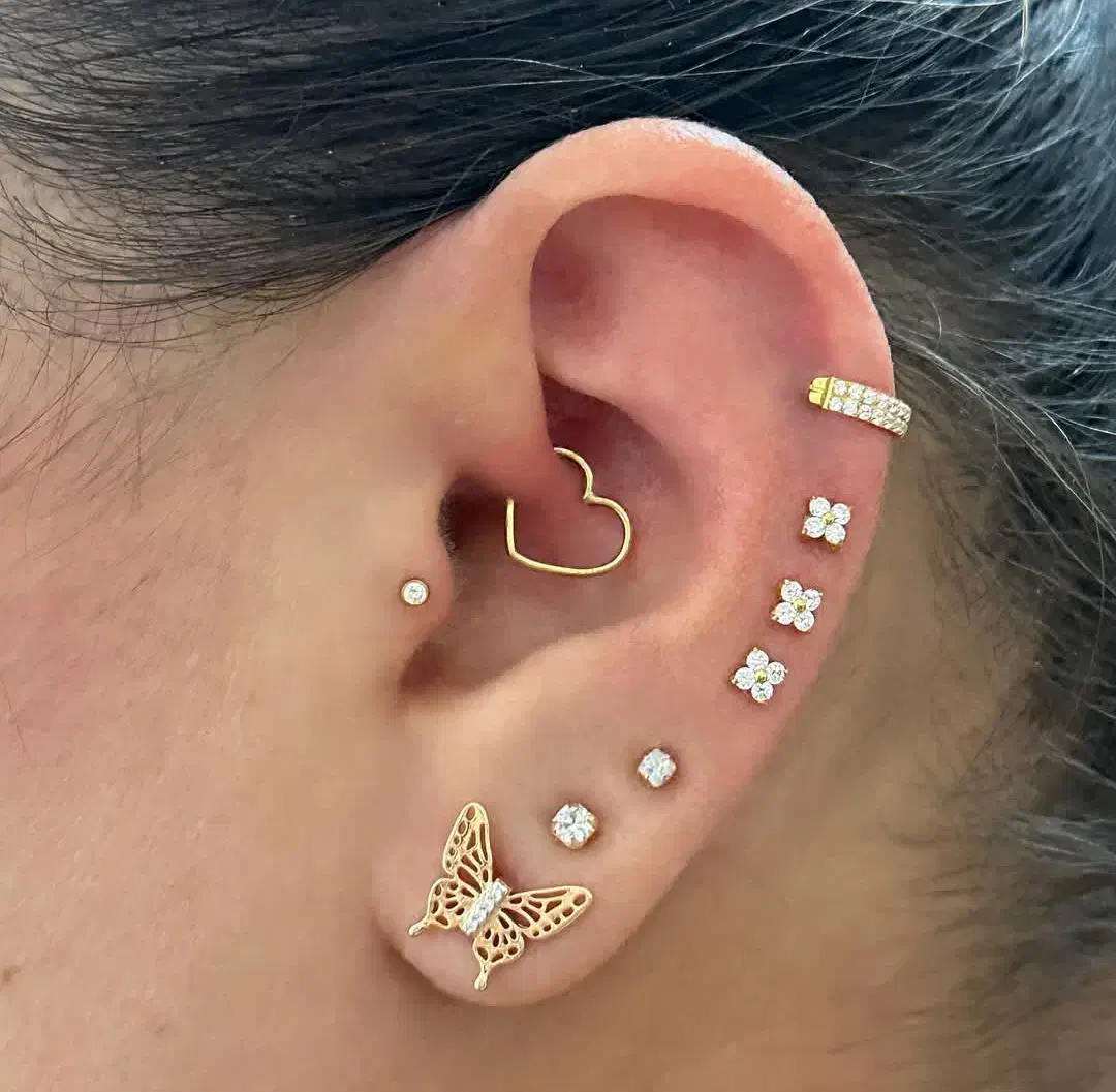 جشنواره زیبایی ، یلدایی نیم بها ، همراه با هدیه|خدمات آرایشگری و زیبایی|آمل, |دیوار