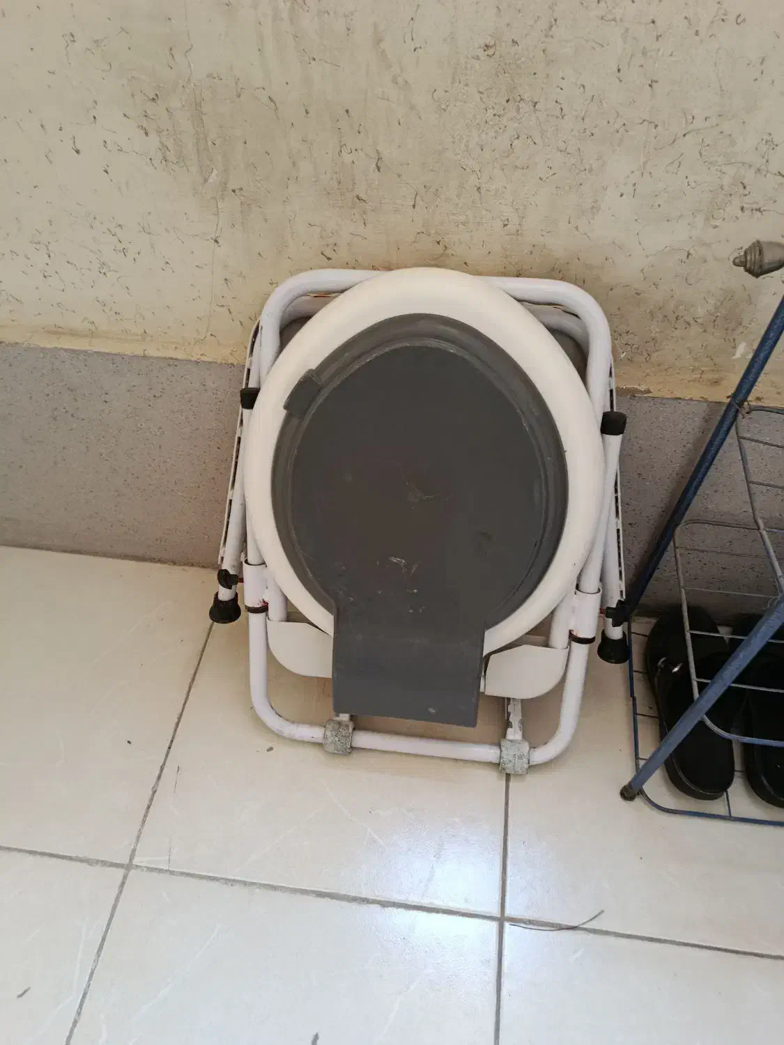 توالت فرنگی تاشو|لوازم سرویس بهداشتی|فولادشهر, مسکن مهر فولادشهر|دیوار