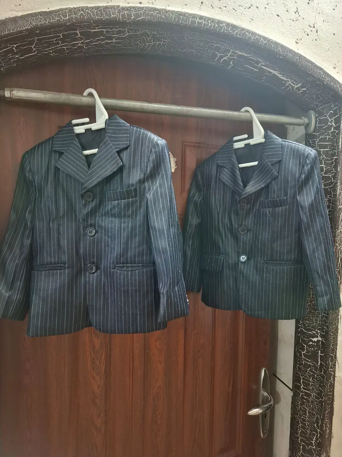 دو دست کت و شلوار ..ست کامل|کفش و لباس بچه|خمینی‌شهر, |دیوار