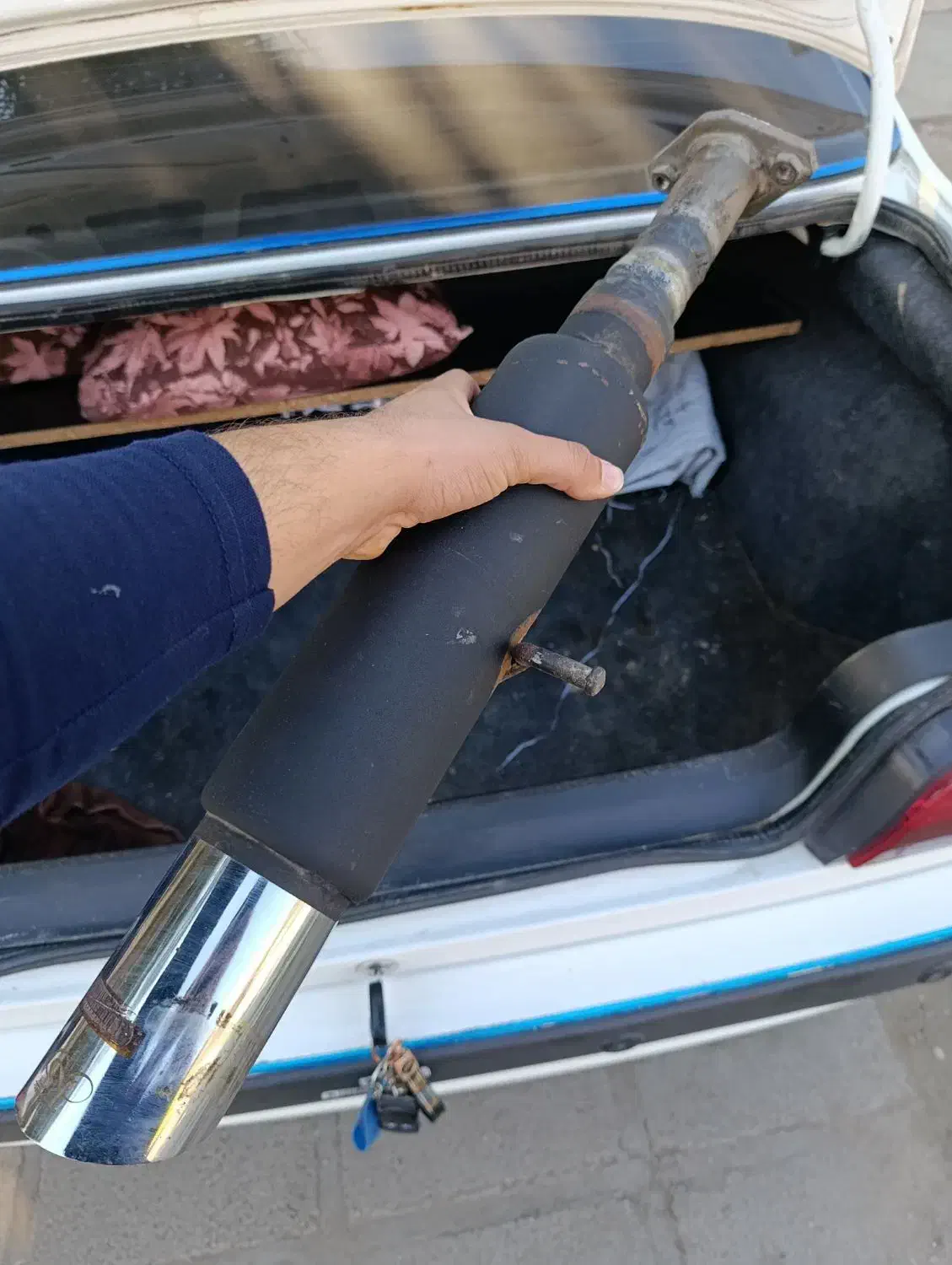 منبع اگزوز 713|قطعات یدکی و لوازم جانبی|کارون, |دیوار