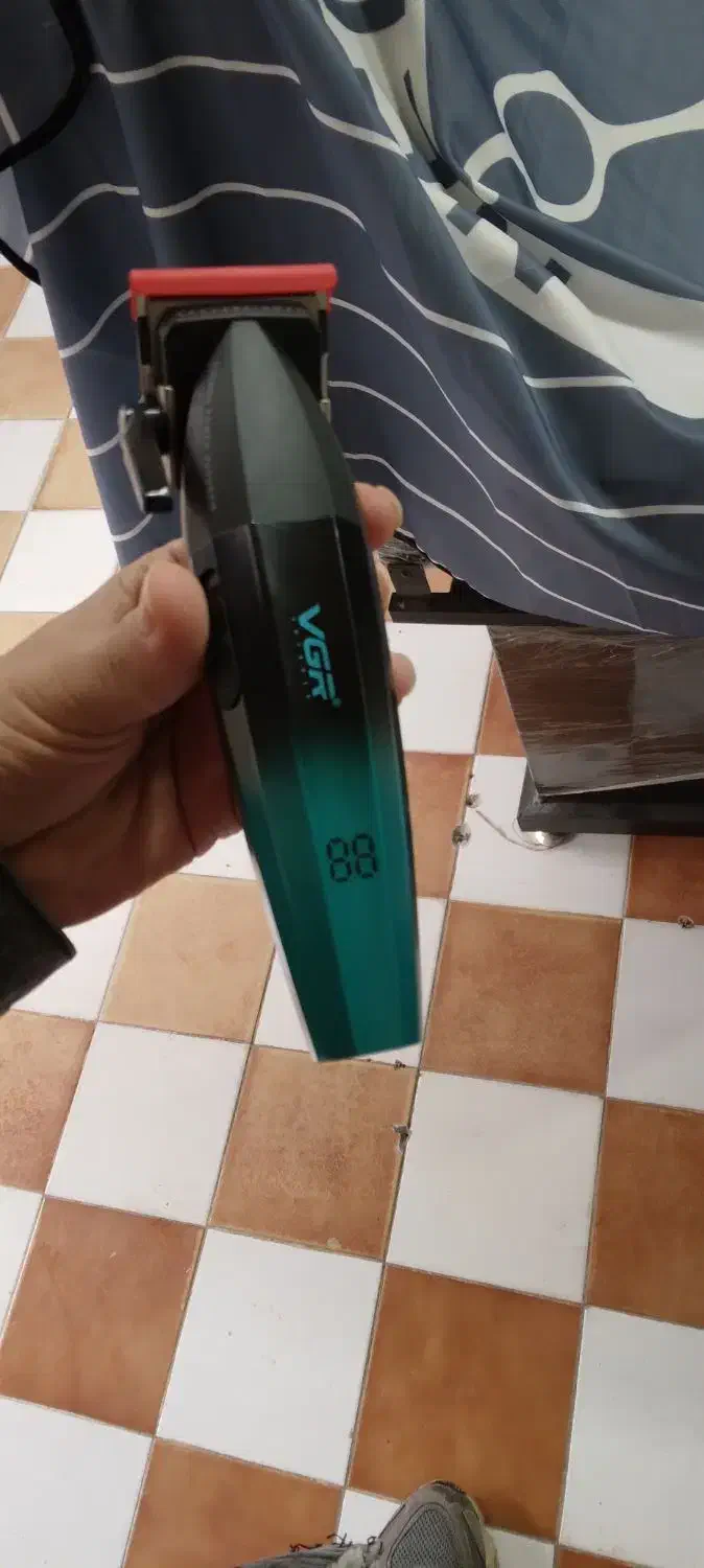 وسایل آرایشگاه|آرایشگاه و سالن‌های زیبایی|سقز, |دیوار