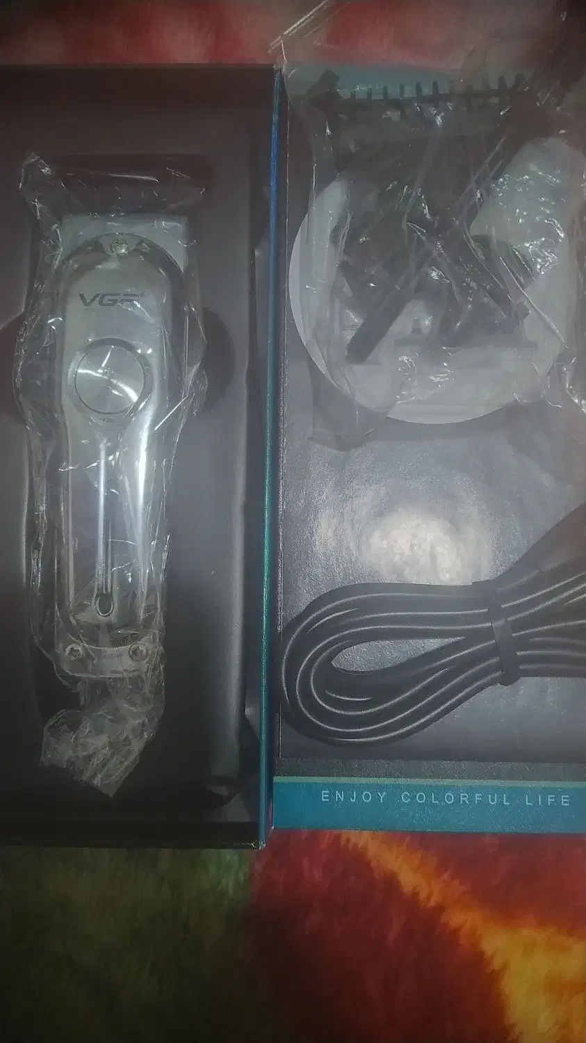 ماشین ریش تراش شارژی ومسافرتی|آرایشی، بهداشتی، درمانی|تربتحیدریه, ابوذر|دیوار