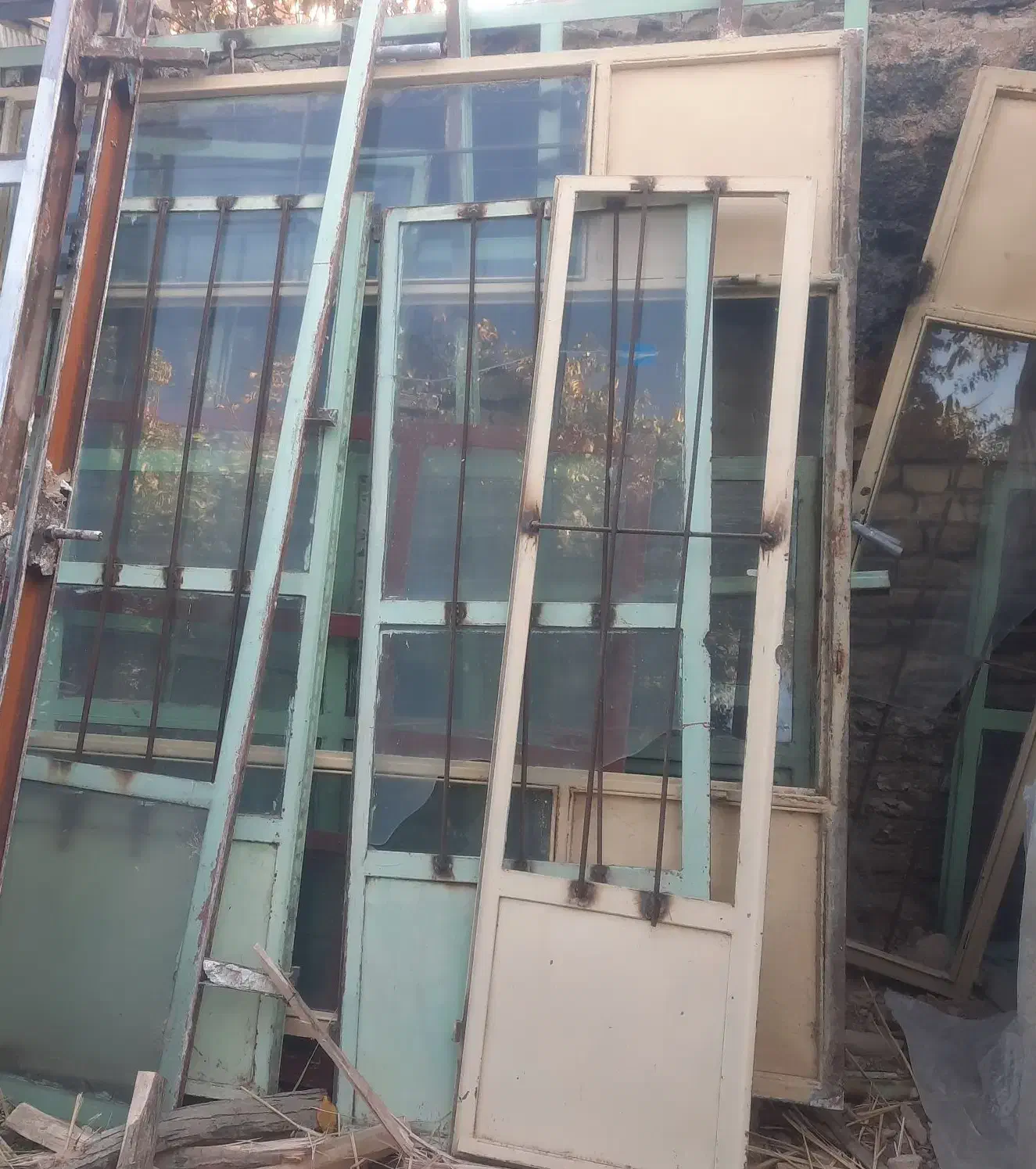 درب و پنجره سالم|مصالح و تجهیزات ساختمان|شازند, |دیوار