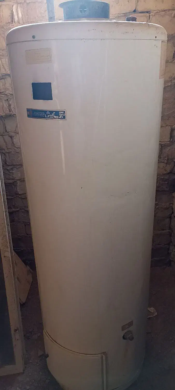 آبگرمکن 200لیتری آزمایش ایستاده|آبگرمکن، پکیج، شوفاژ|میبد, |دیوار