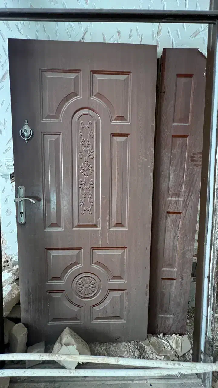 فروش دو درب ورودی و اتاقی|مصالح و تجهیزات ساختمان|آشخانه, |دیوار