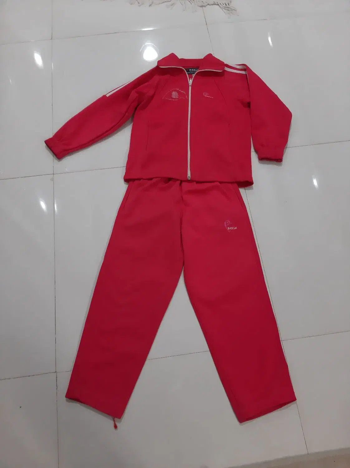 لباس ورزشی دخترونه برازنگ ورزش عالیه|لباس|ازنا, |دیوار