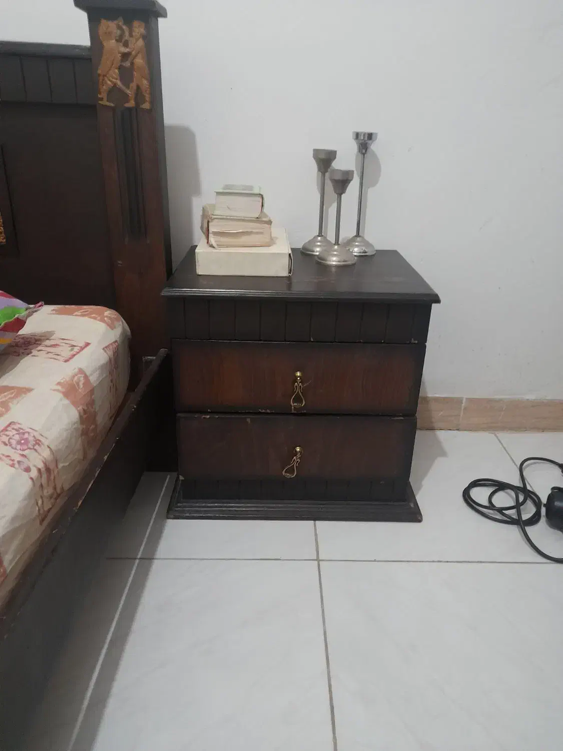 تخت بدون تشک|تخت و سرویس خواب|رشت, پیرکلاچای|دیوار