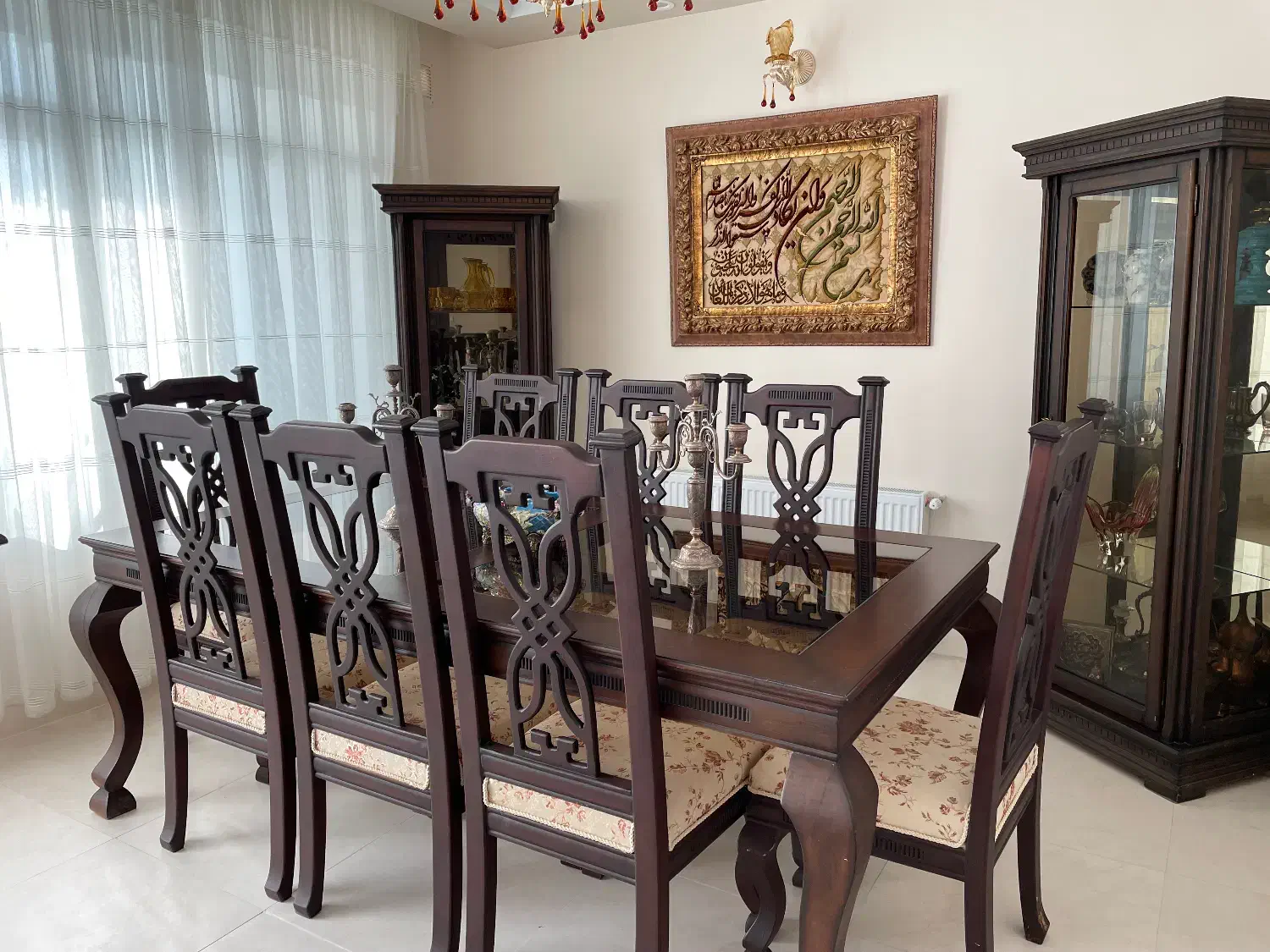 ناهارخوری|میز و صندلی غذاخوری|سبزوار, قاضی زاد|دیوار