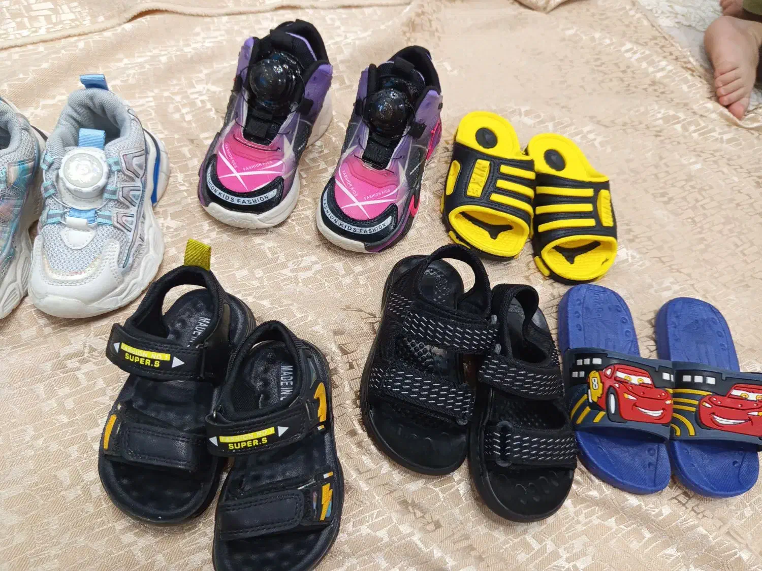 کفش کودک|کفش و لباس بچه|پردیس, فاز ۳|دیوار