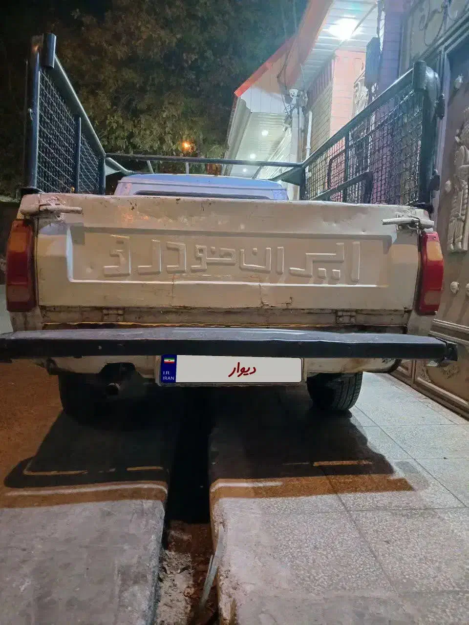 وانت مدل ۸۹|خودرو سواری و وانت|قم, نخودی|دیوار