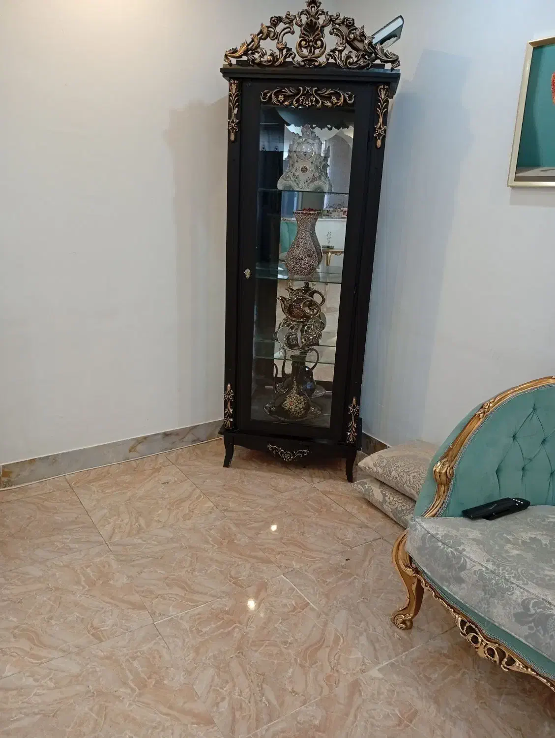 بوفه با تمام وسایل|بوفه، ویترین، کنسول|مریوان, |دیوار