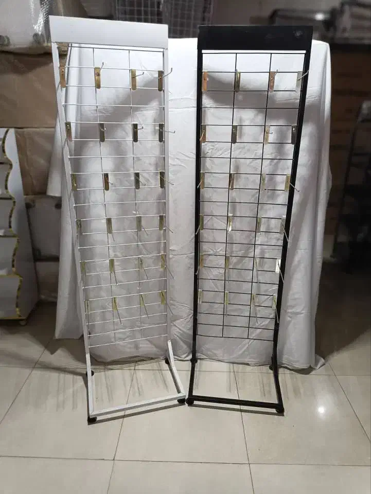 استند شاخک دار بدنه سفید استند پانچی قفسه|فروشگاه و مغازه|ورامین, ورامین|دیوار