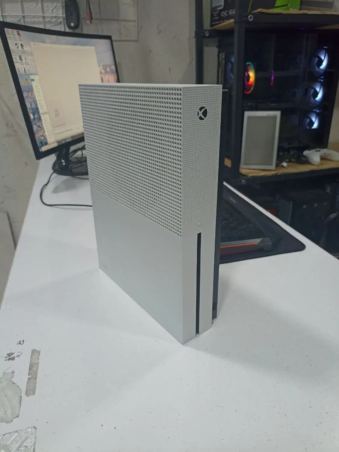 xbox one s|کنسول، بازی ویدئویی و آنلاین|شیراز, ارم|دیوار
