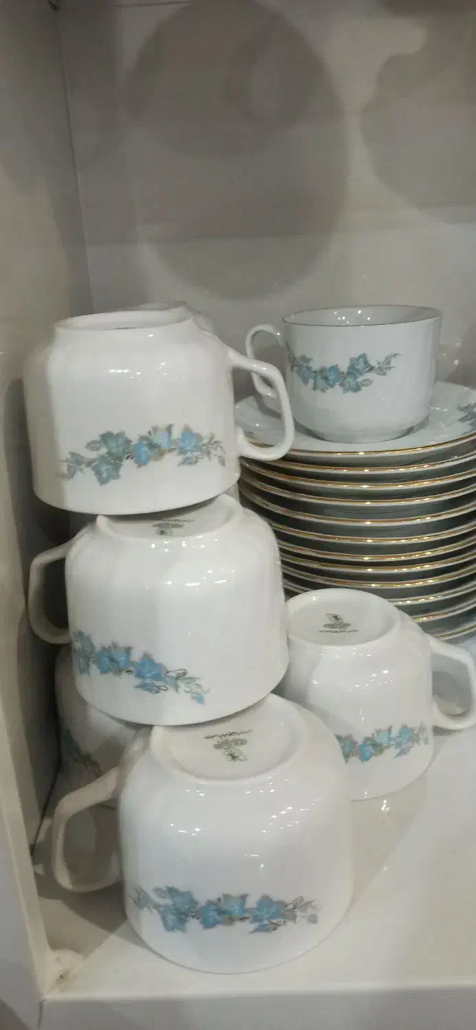 دو دست فنجون چینی زرین|ظروف سرو و پذیرایی|خرمآباد, |دیوار