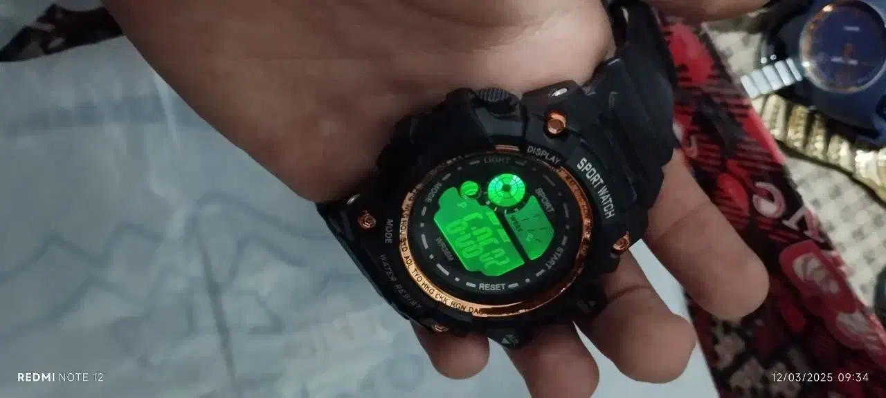 ساعت مچی پسرانه|ساعت|قم, زنبیل آباد|دیوار