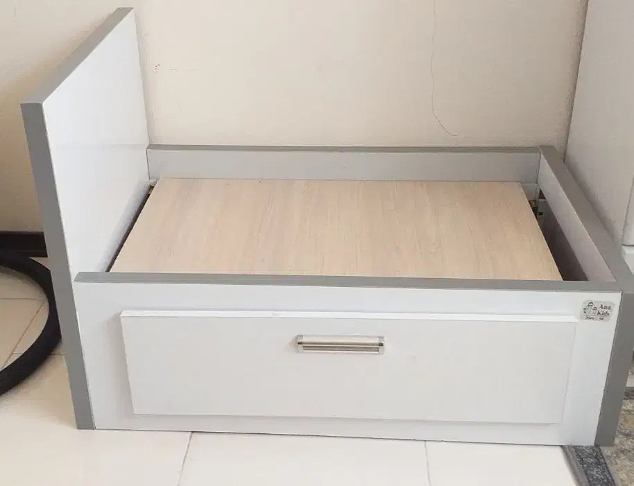 تخت کودک|تخت و صندلی بچه|شاهینشهر, مسکن مهر|دیوار