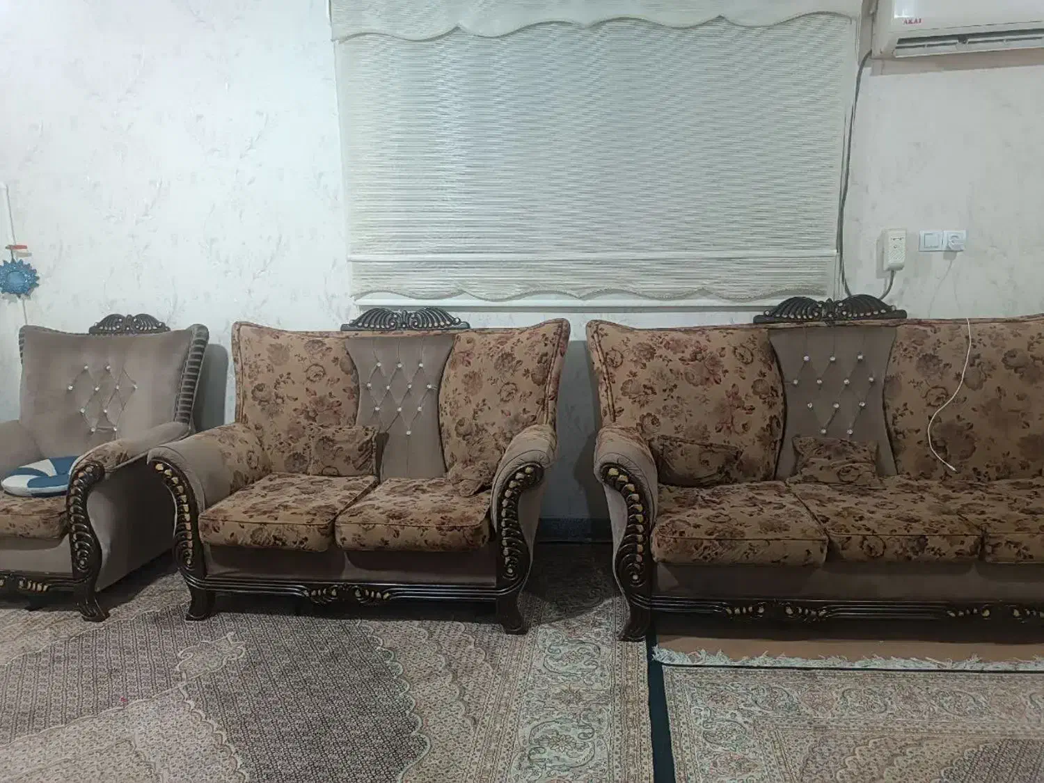 فروش مبلمان هفت نفره با گل میز|مبلمان خانگی و میز عسلی|بندر ماهشهر, |دیوار