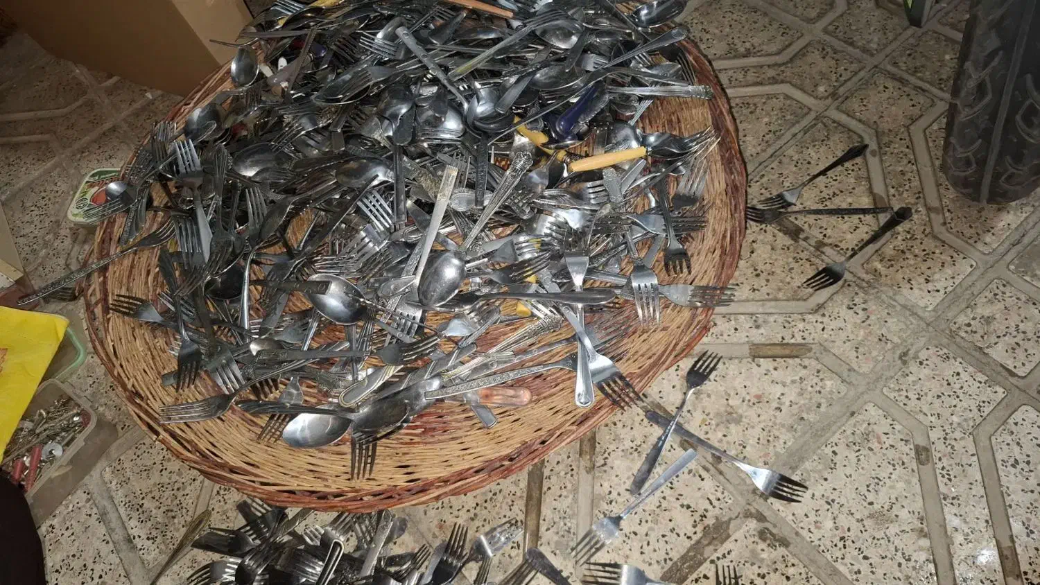 فروش چنگال|ظروف سرو و پذیرایی|مشهد, کارگران|دیوار