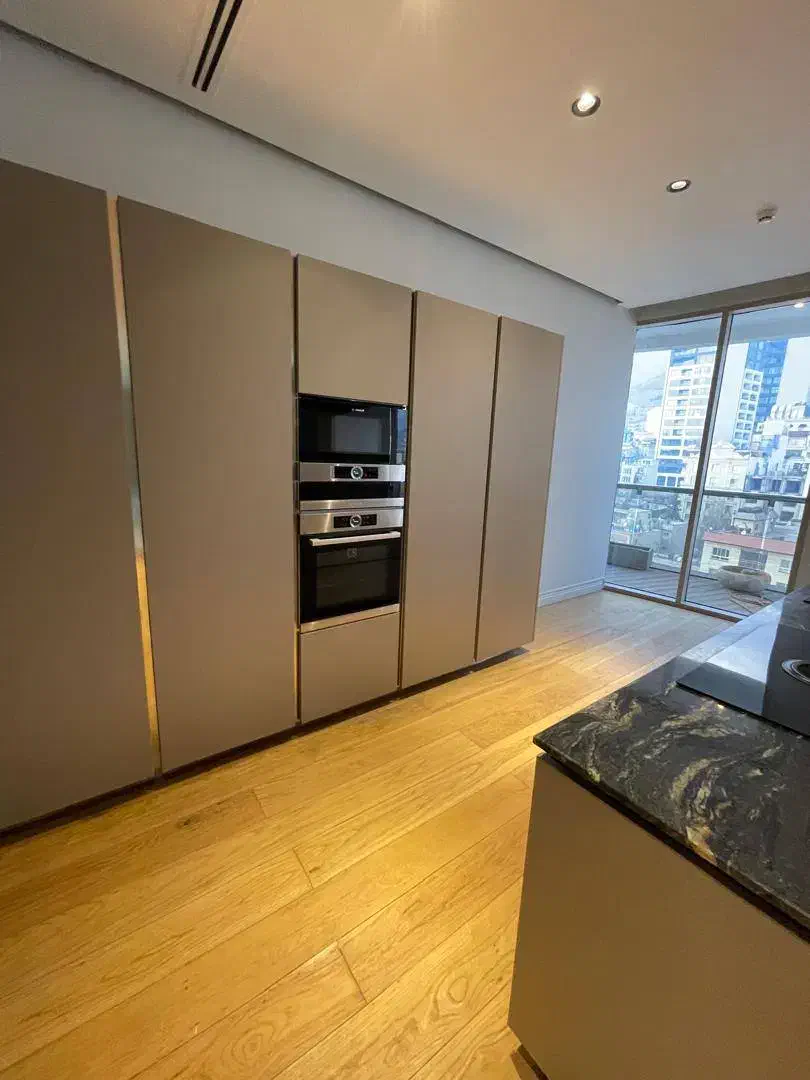 ولنجک ۲۲۰ متر سوپر لوکس/ مدرن/ تراس بزرگ ۴پارکینگ