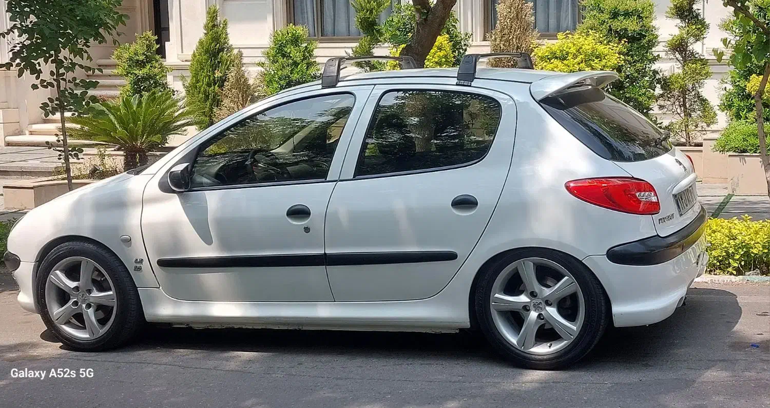 پژو۲۰۶ تیپ۵ tuf|خودرو سواری و وانت|ری, شهادت|دیوار