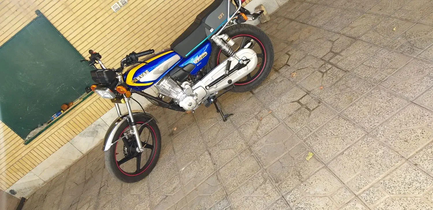 هوندا ۲۰۰|موتورسیکلت|شاهین‌شهر, شهرک گلدیس|دیوار