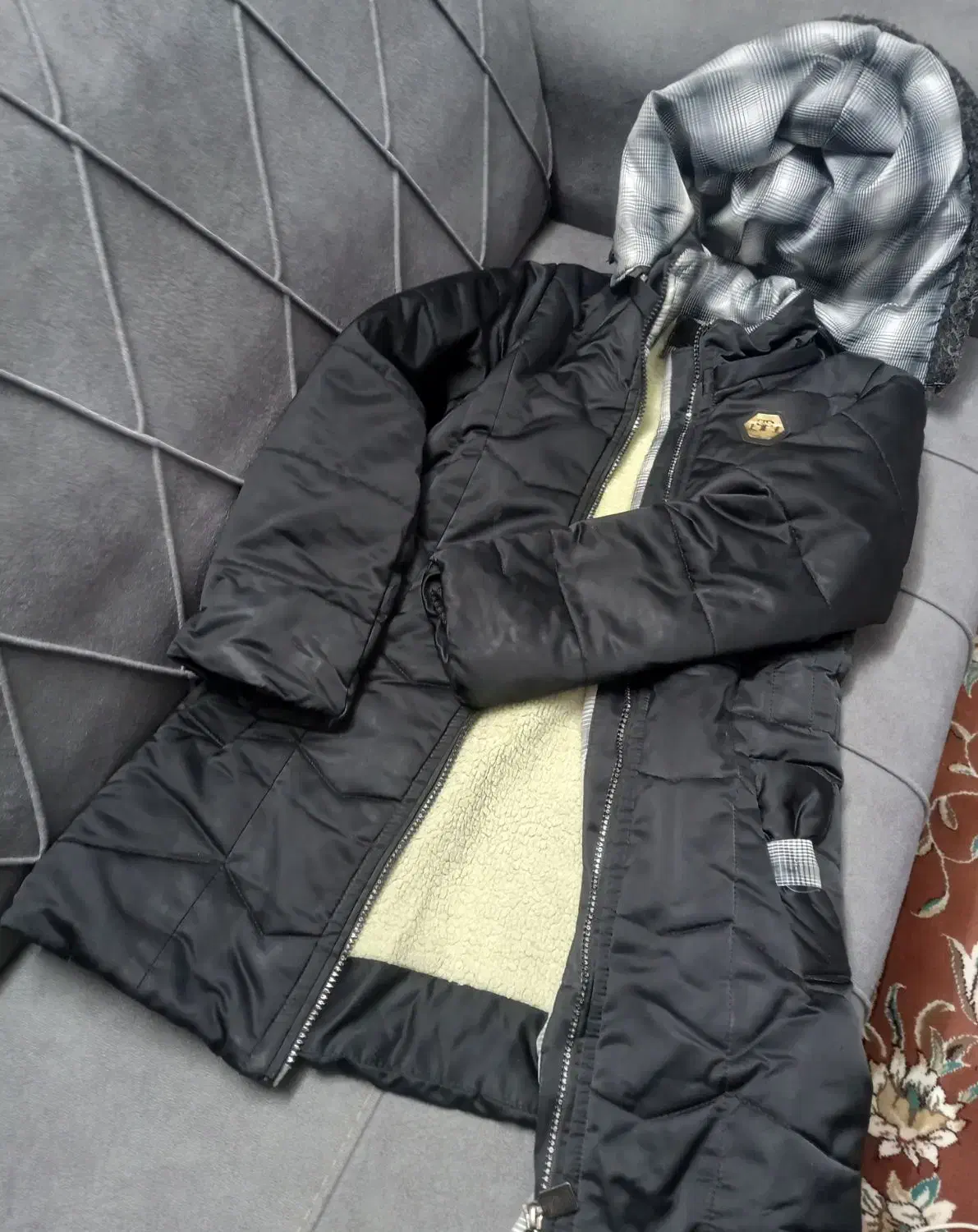 کاپشن دخترانه|لباس|تربت‌حیدریه, فرمانداری|دیوار