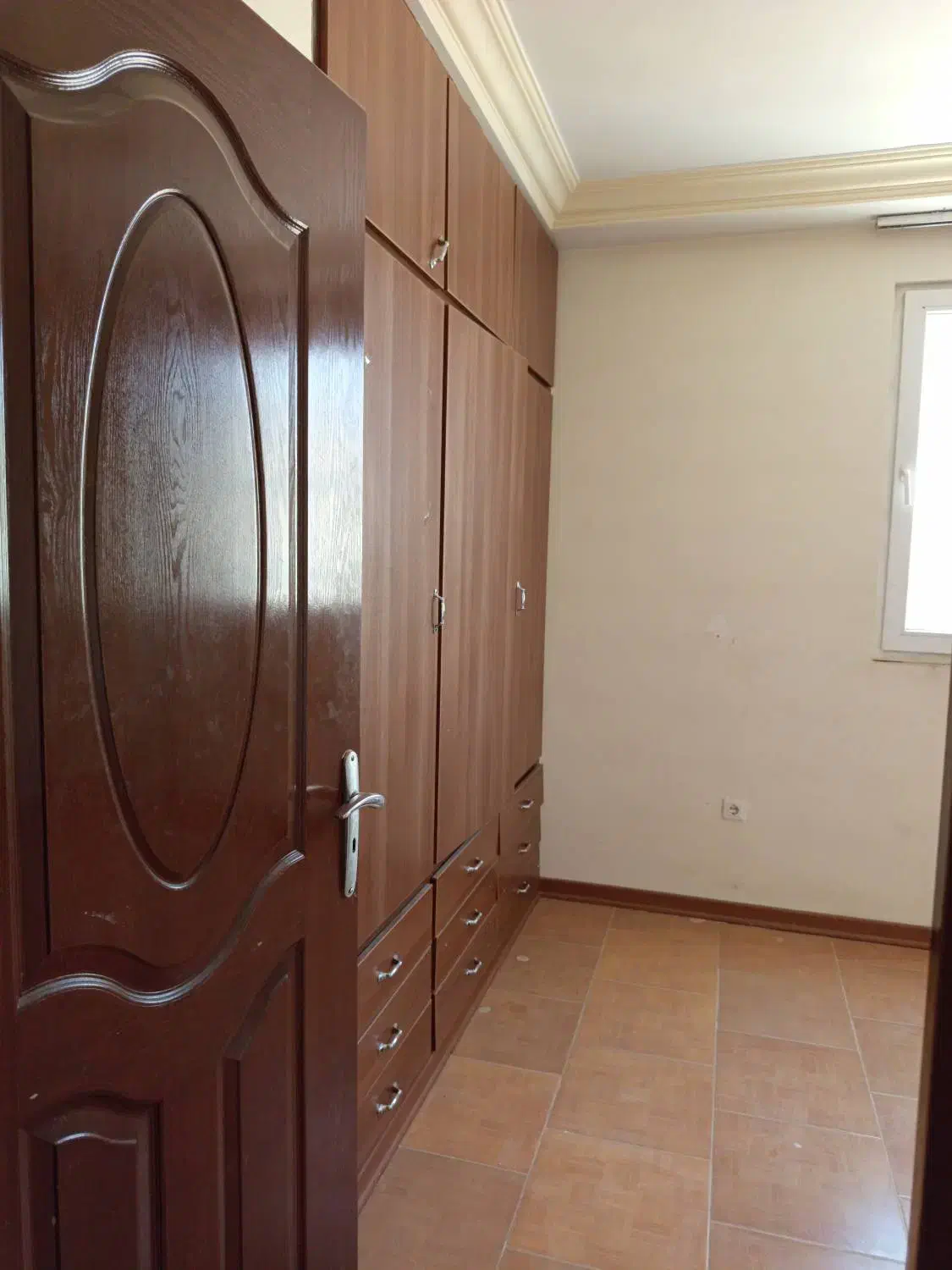 ۹۳ متر ۲ خواب مرکز شهر طبقه۳ آسانسور پارکینگ انبار|فروش آپارتمان|بجنورد, |دیوار