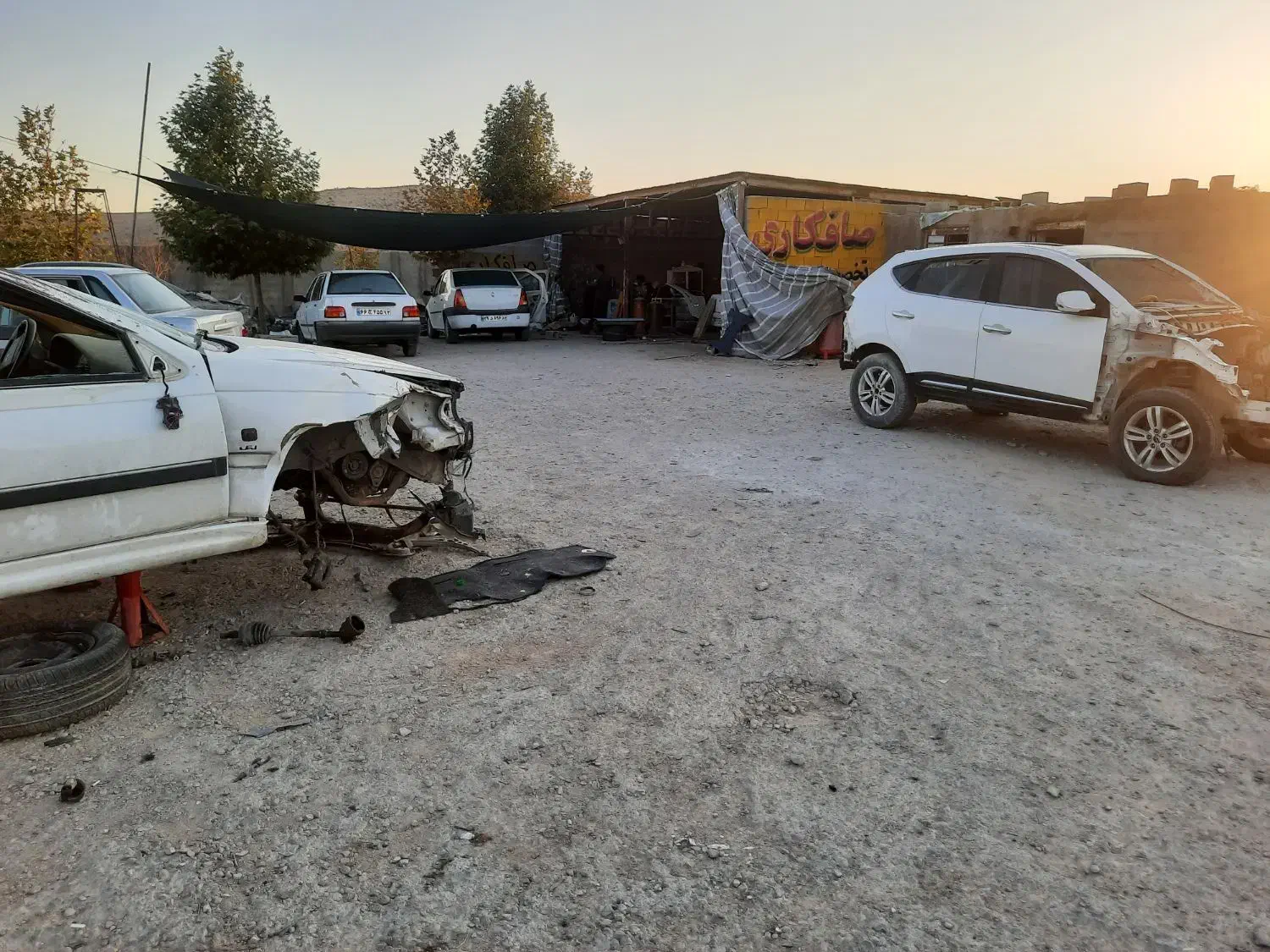 نیازمند استاد کار و شاگرد ( صافکاری ) خودرو|استخدام صنعتی، فنی، مهندسی|صدرا-فارس, فاز ۱|دیوار