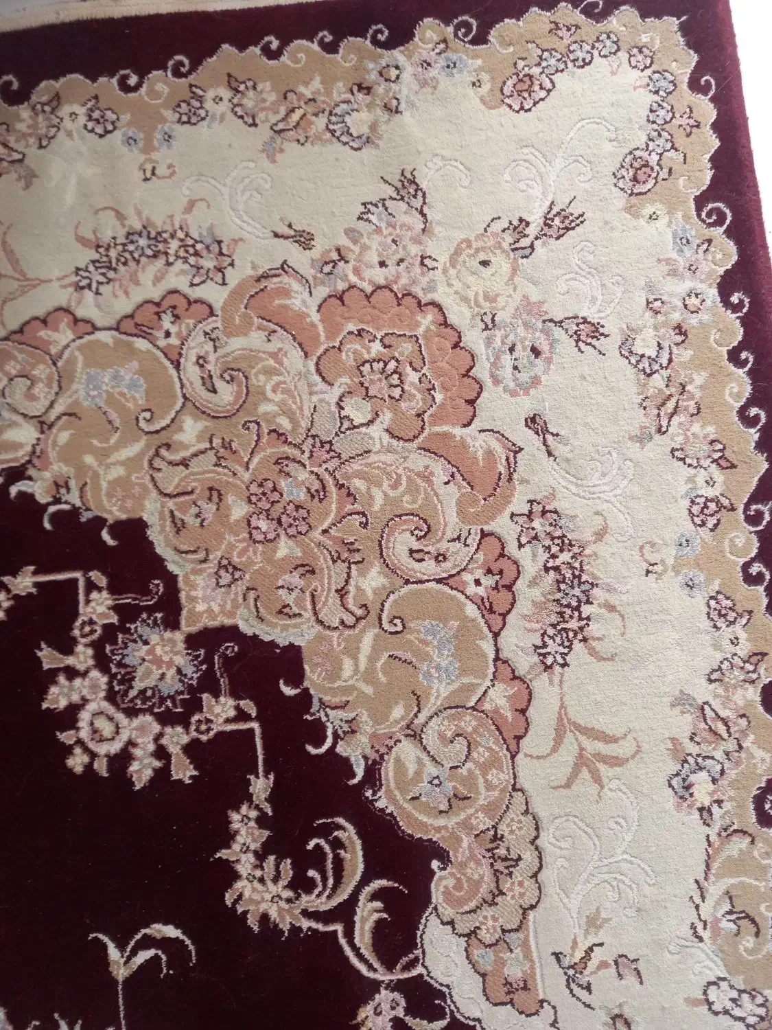 یک عدد فرش|فرش|دماوند, مسکن مهر گیلاوند|دیوار