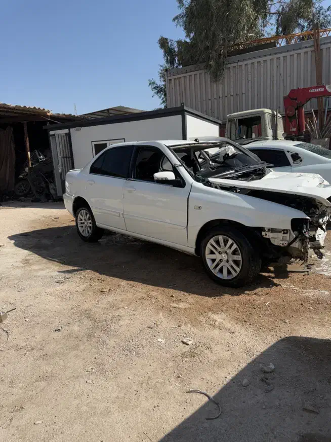 سورن‌‌‌پلاس‌معاوضه‌با‌خودرو‌تصادفی|خودرو سواری و وانت|شیراز, احمدآباد|دیوار