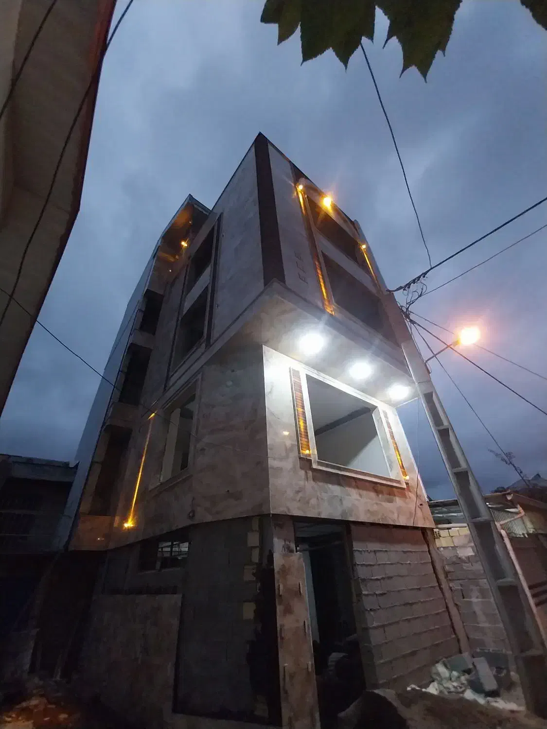 سنگ کاری|خدمات پیشه و مهارت|رشت, یخسازی|دیوار