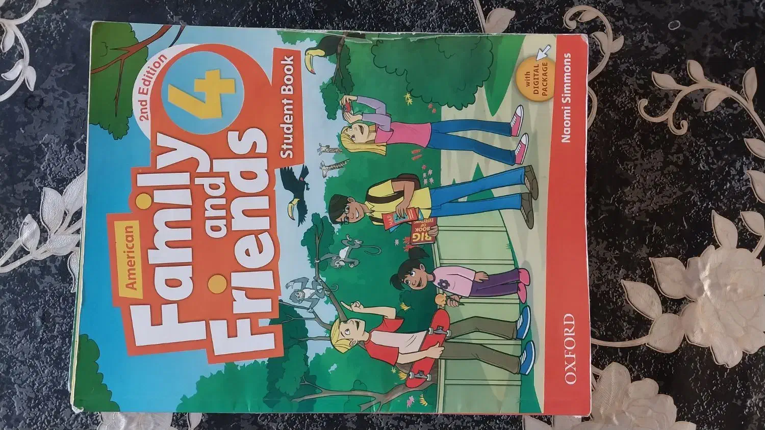 کتاب انگلیسی family and friends 4|کتاب و مجله آموزشی|کرج, گلشهر|دیوار